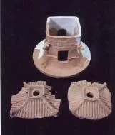 向野池遺跡出土・瓦塔