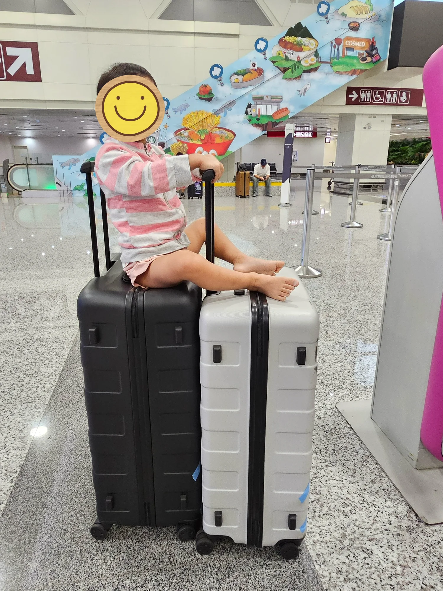 Very pleased with riding on two suitcases at once