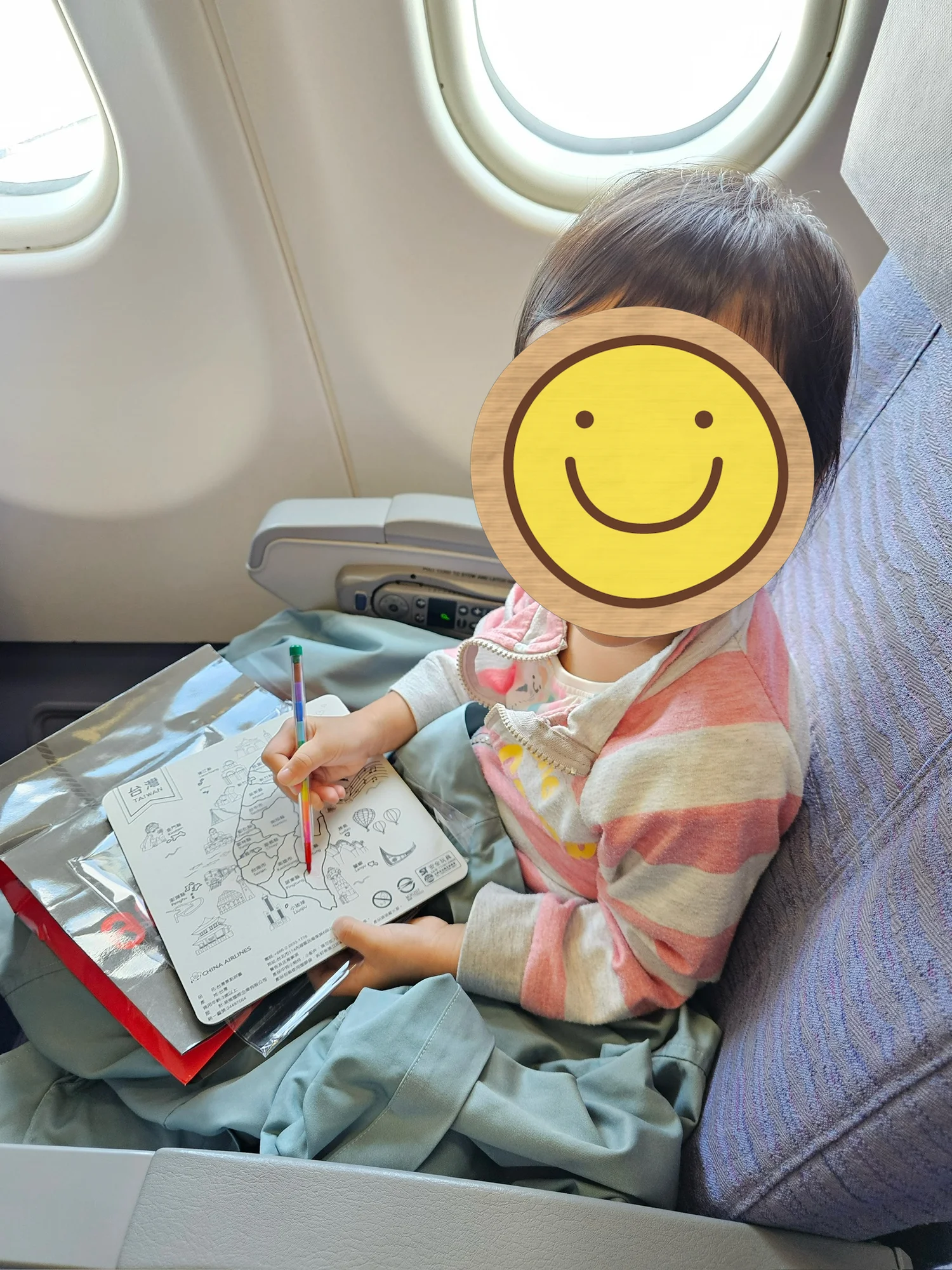 The puzzle had a side she could draw on