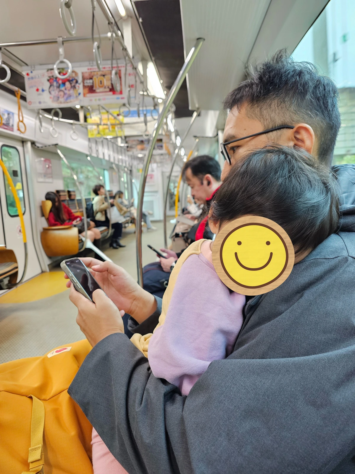 女兒就這樣睡到門司港